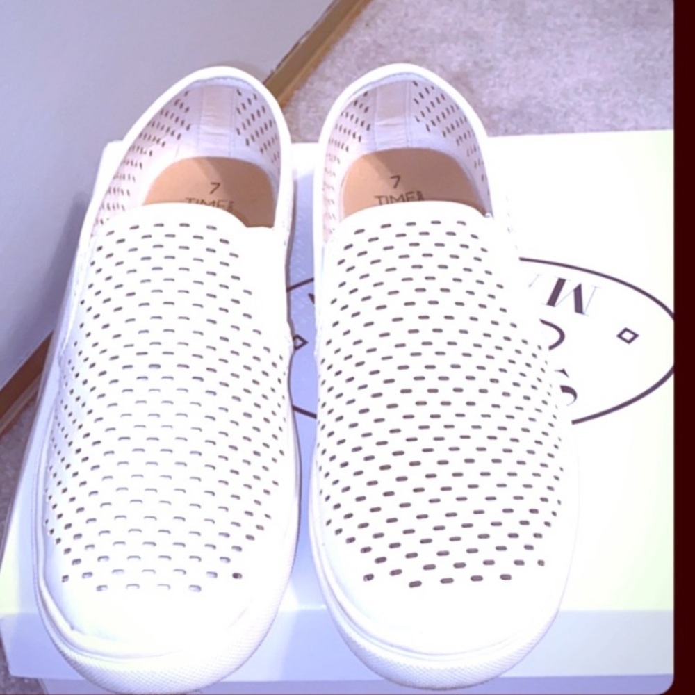 Time and Tru white slip on shoes
